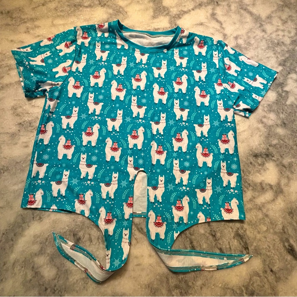 christmas llama tie front tee 🦙